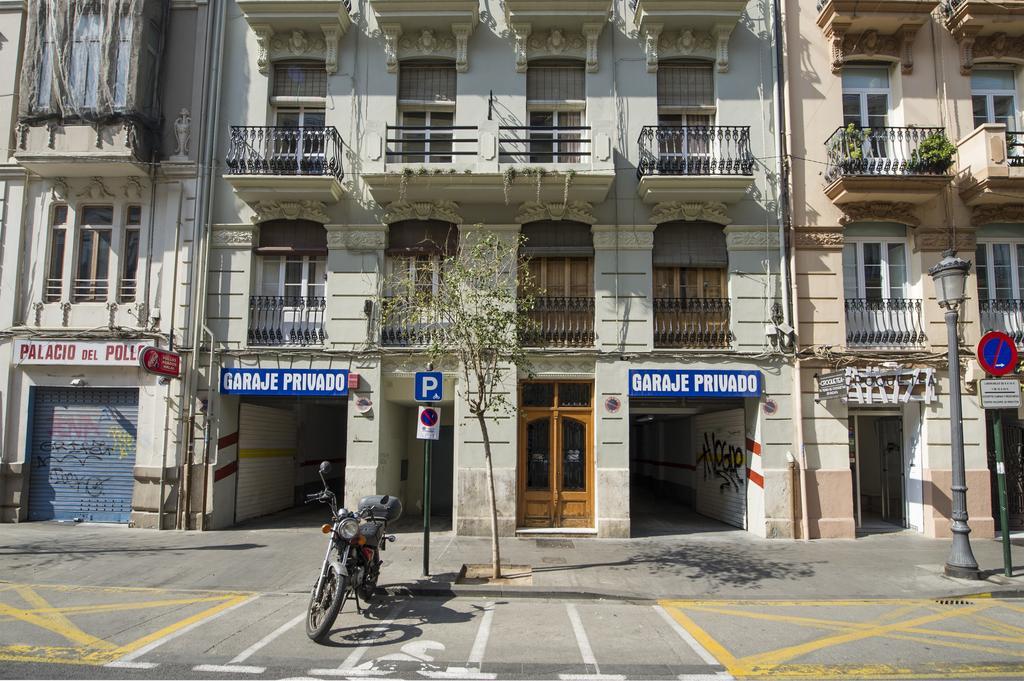 Sueca Apartment With Terrace Ruzafa Mid-Term Valencia Kültér fotó